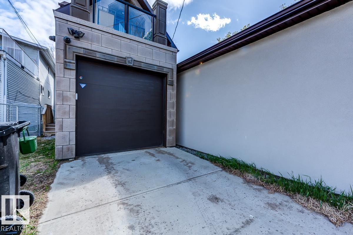 9526 109A AV NW - 38