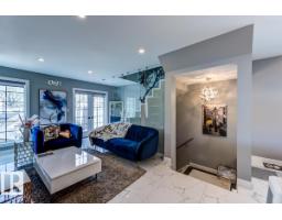 9526 109a Av Nw, Edmonton, AB T5H1G3 Photo 12