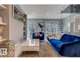 9526 109a Av Nw, Edmonton, AB T5H1G3 Photo 13