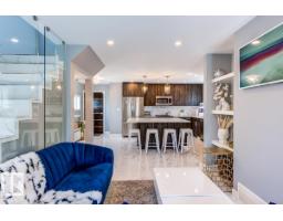 9526 109a Av Nw, Edmonton, AB T5H1G3 Photo 16