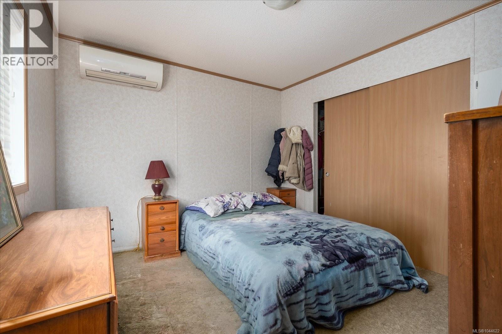 1 Honey Dr - Image 11