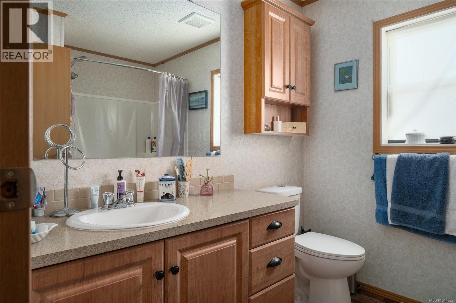 1 Honey Dr - Image 12