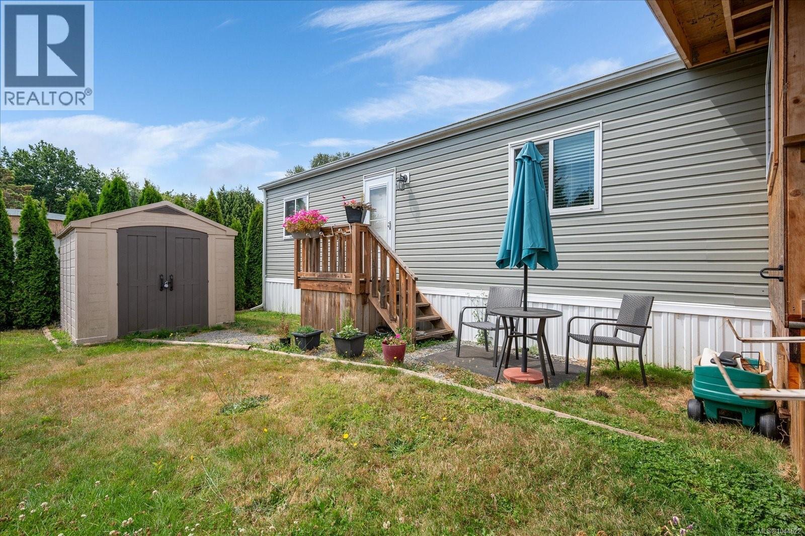 1 Honey Dr - Image 15