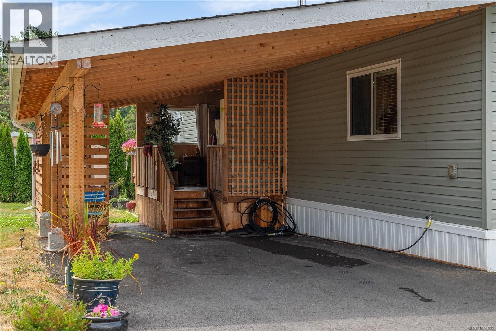 1 Honey Dr - Image 16
