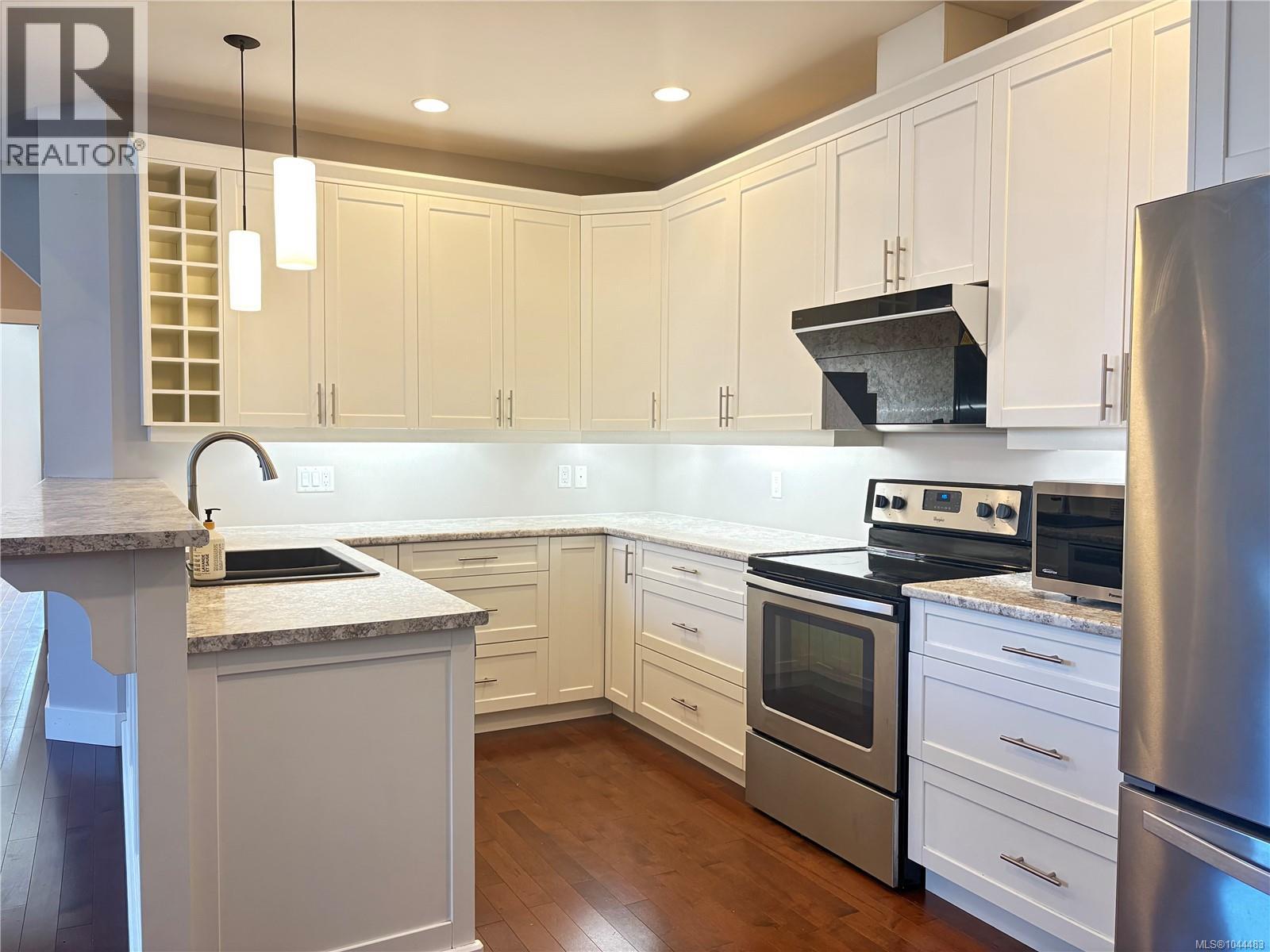 #101 6201 Lexington Pl - 10