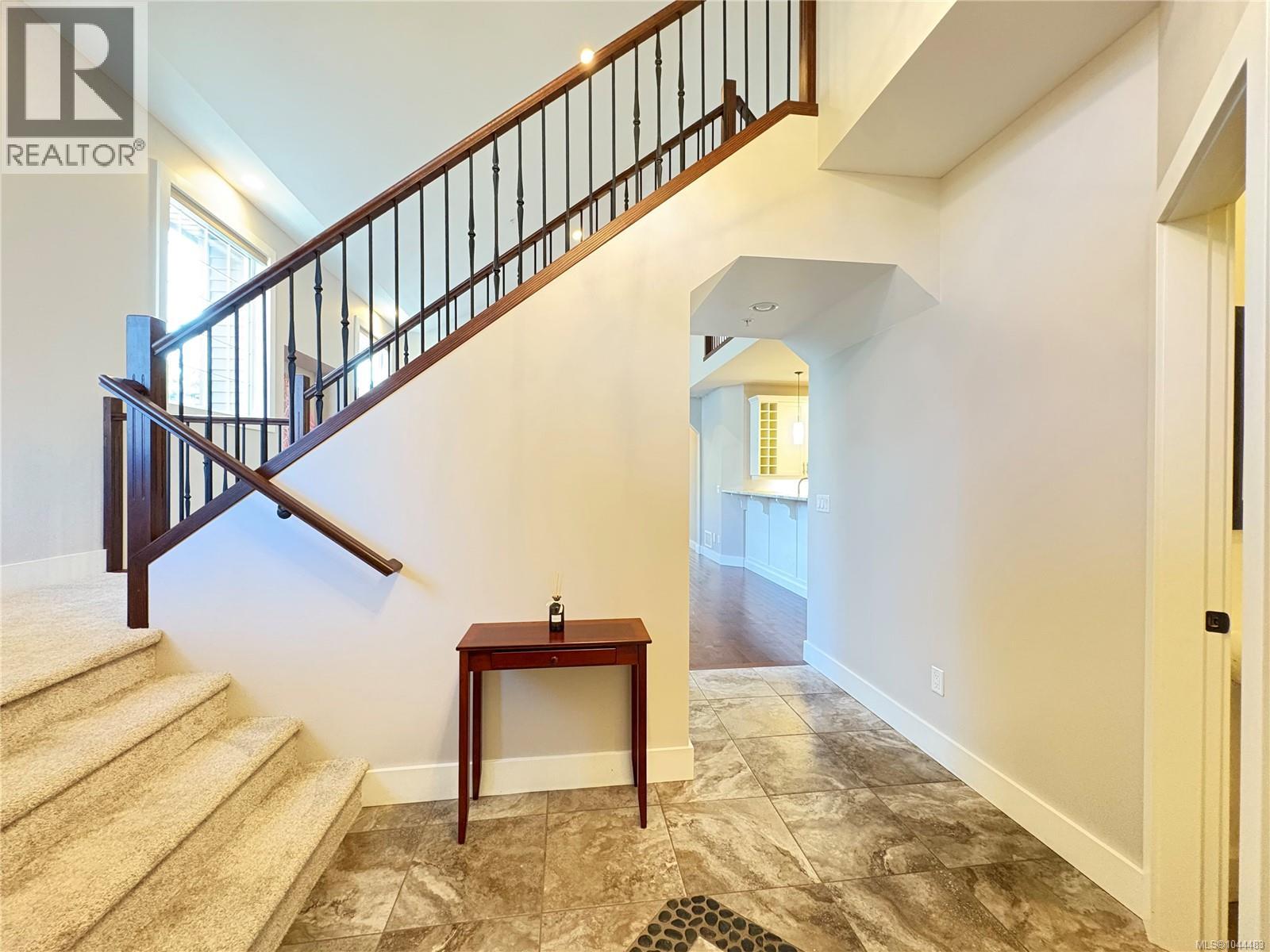 #101 6201 Lexington Pl - 4