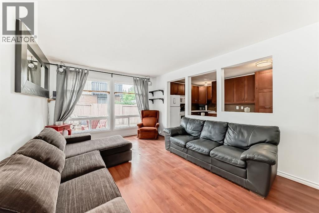 11, 11240 6 Street SW, Southwood, Calgary photo 3