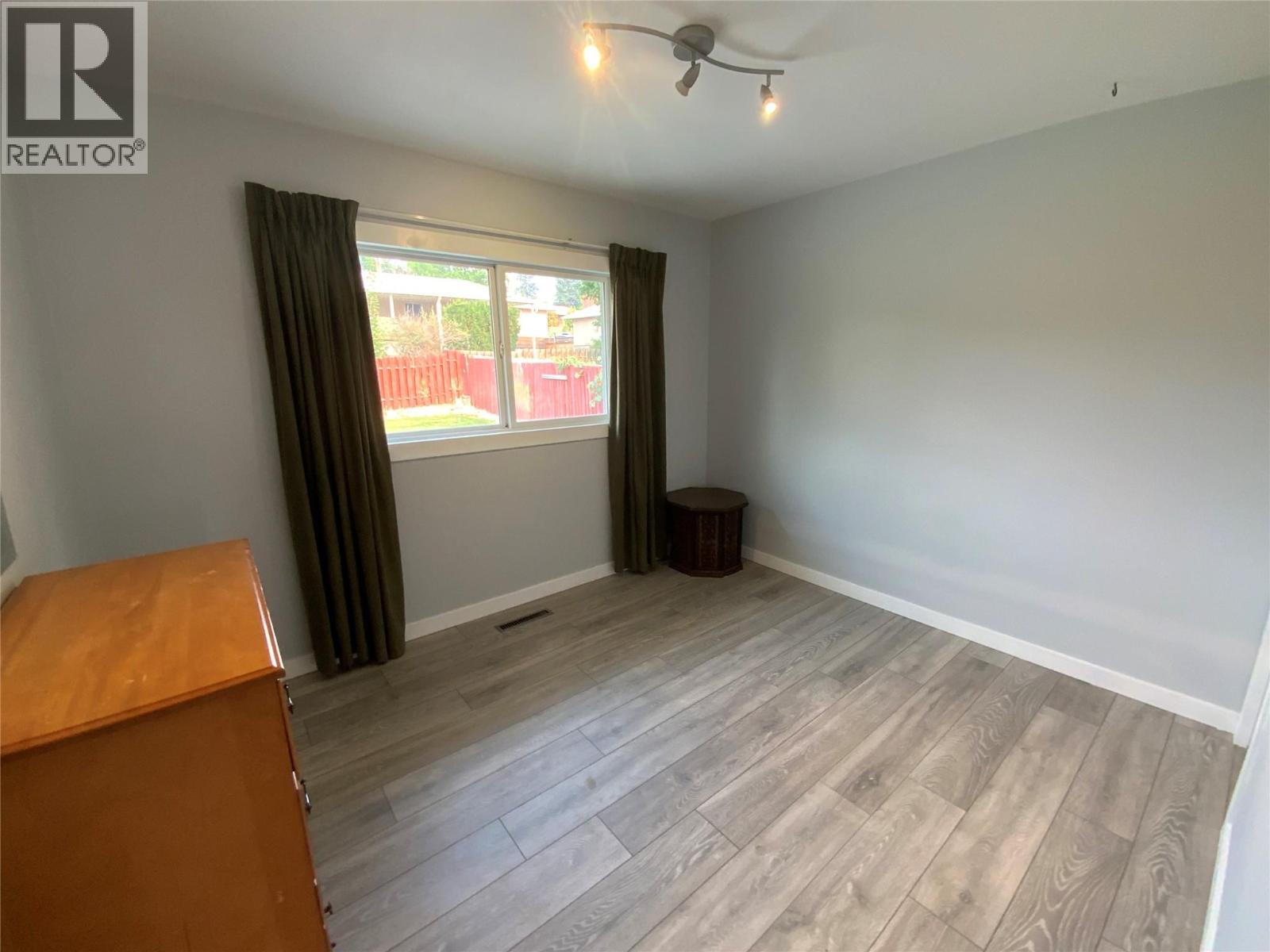 1134 WOODLANDS Drive, Penticton