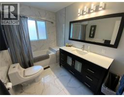 1134 Woodlands Drive, Penticton, BC V2A3Z6 Photo 15