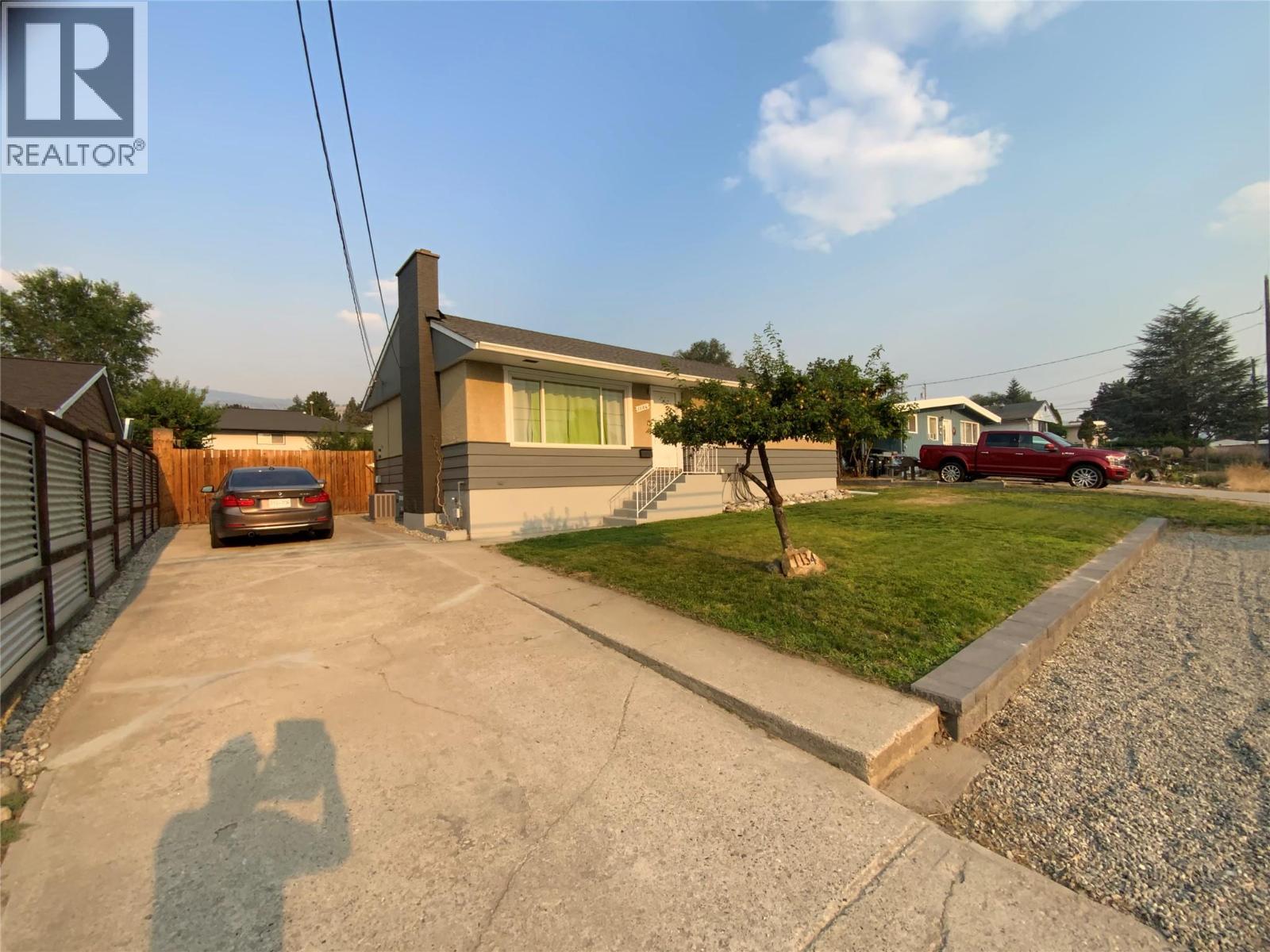1134 WOODLANDS Drive, Penticton