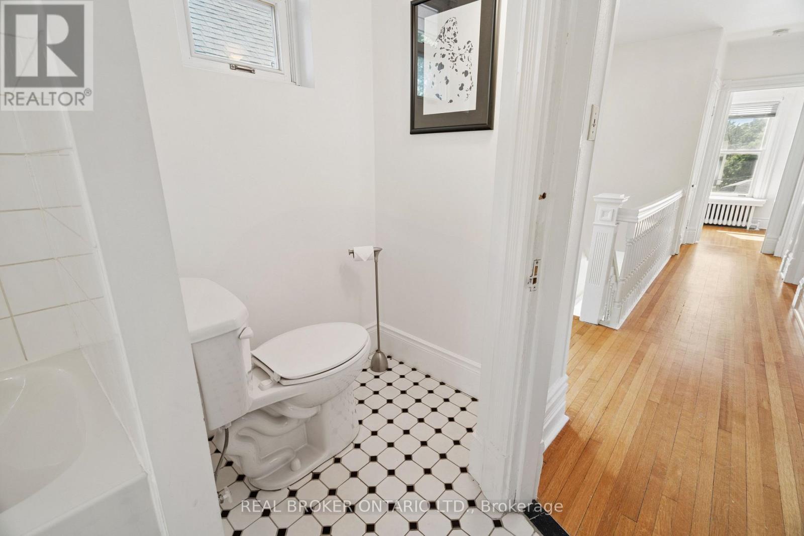 25 SUFFOLK STREET W - Image 33