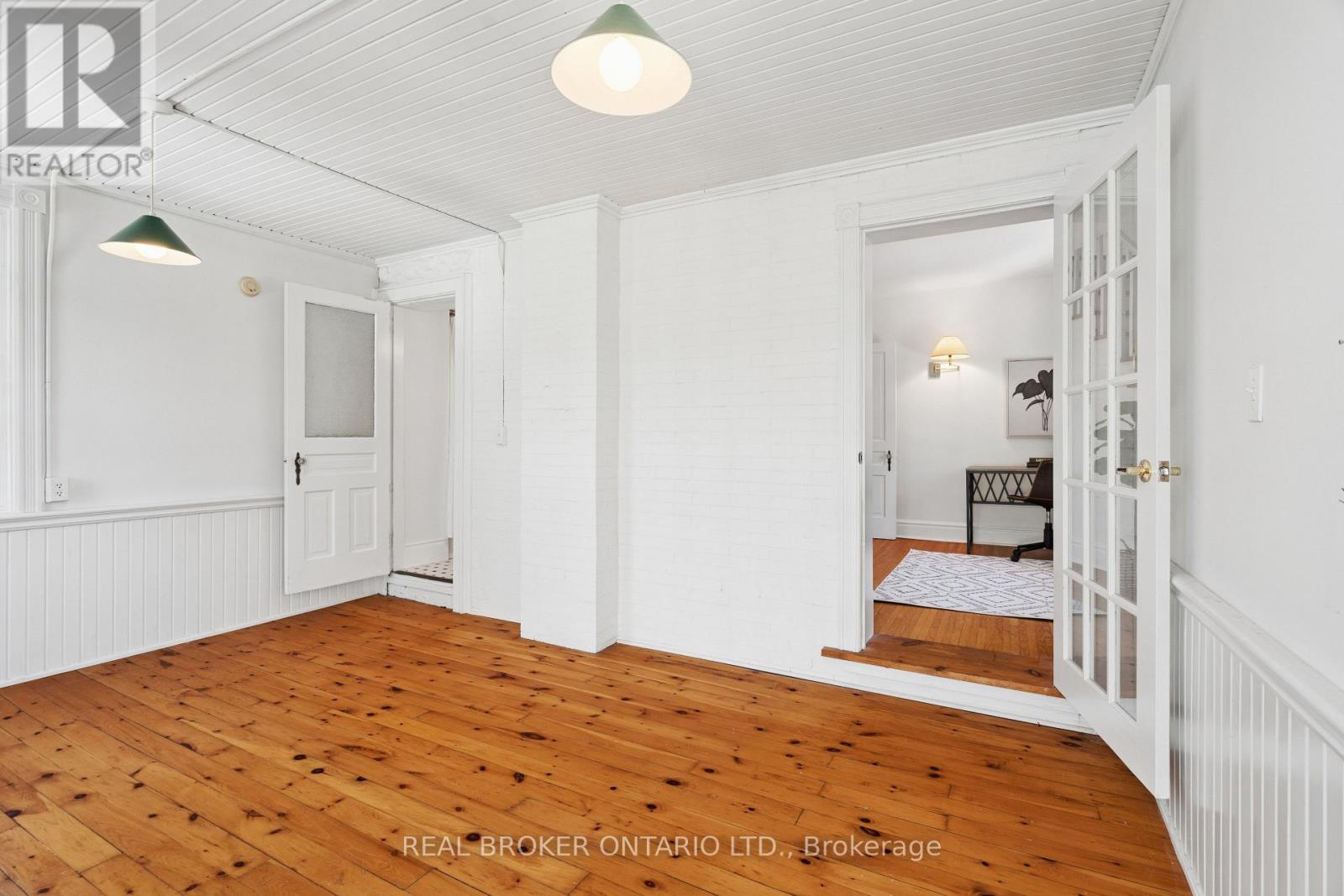 25 SUFFOLK STREET W - Image 36