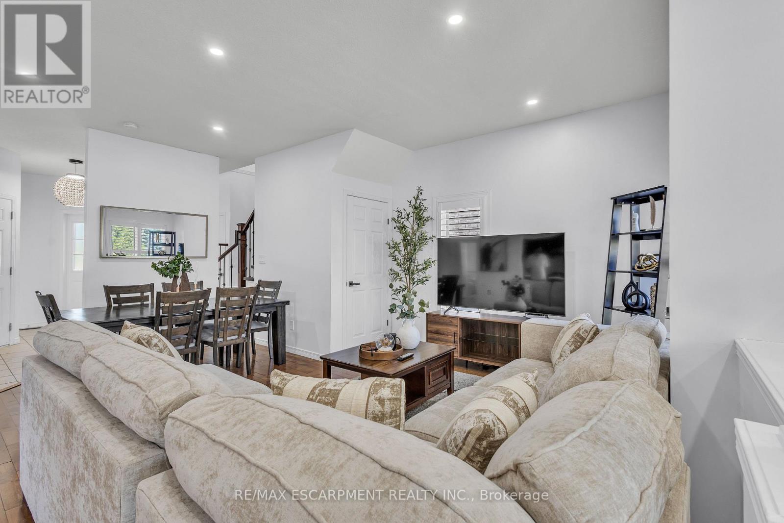73 FITZGERALD DRIVE - Image 16