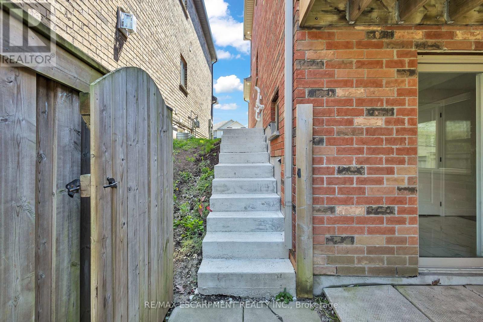 73 FITZGERALD DRIVE - Image 47