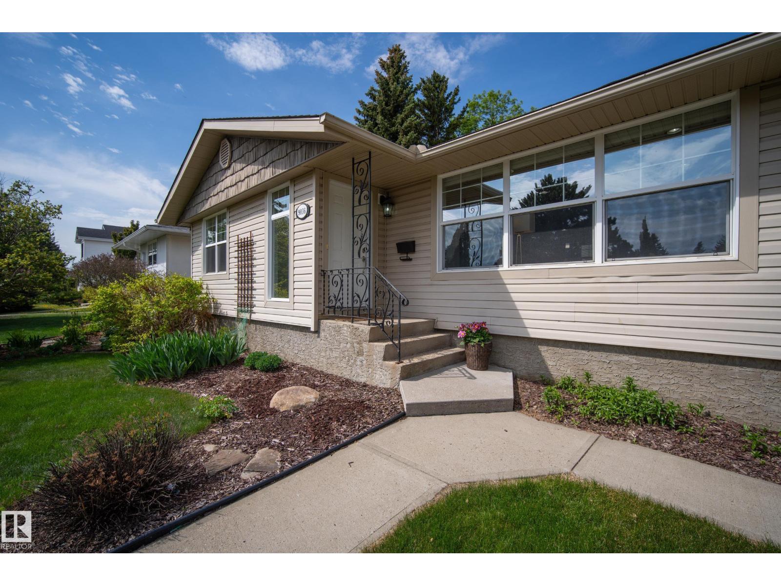 9036 145 ST NW, Parkview, Edmonton photo 2
