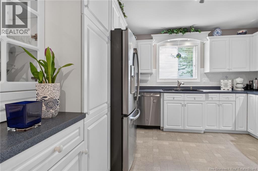 343 Glencairn Drive - 7