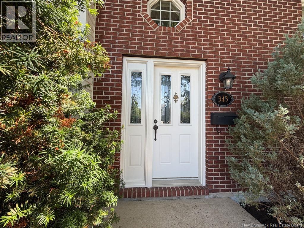 343 Glencairn Drive - 3