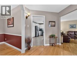 showing room flow Main level