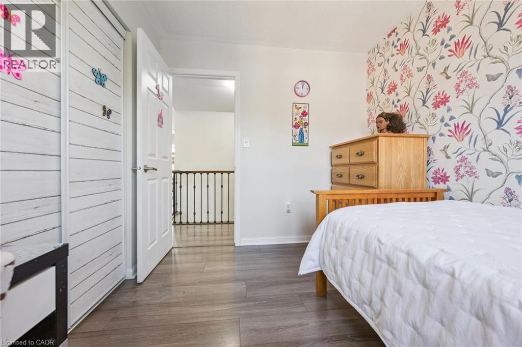 36 VAN FLEET Terrace - Image 24
