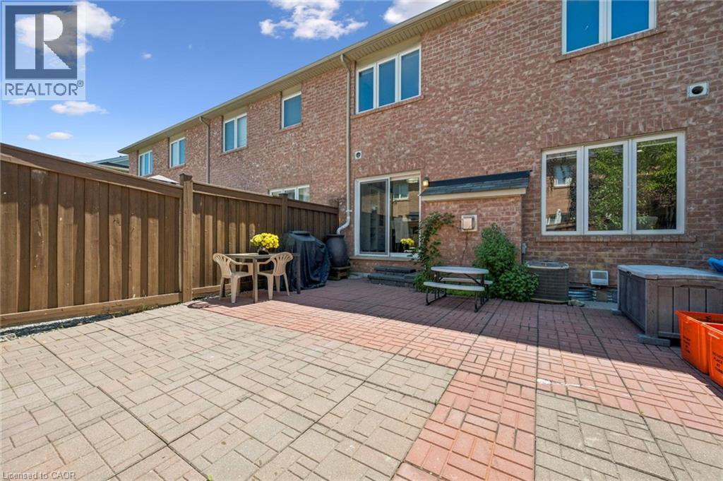 36 VAN FLEET Terrace - 36