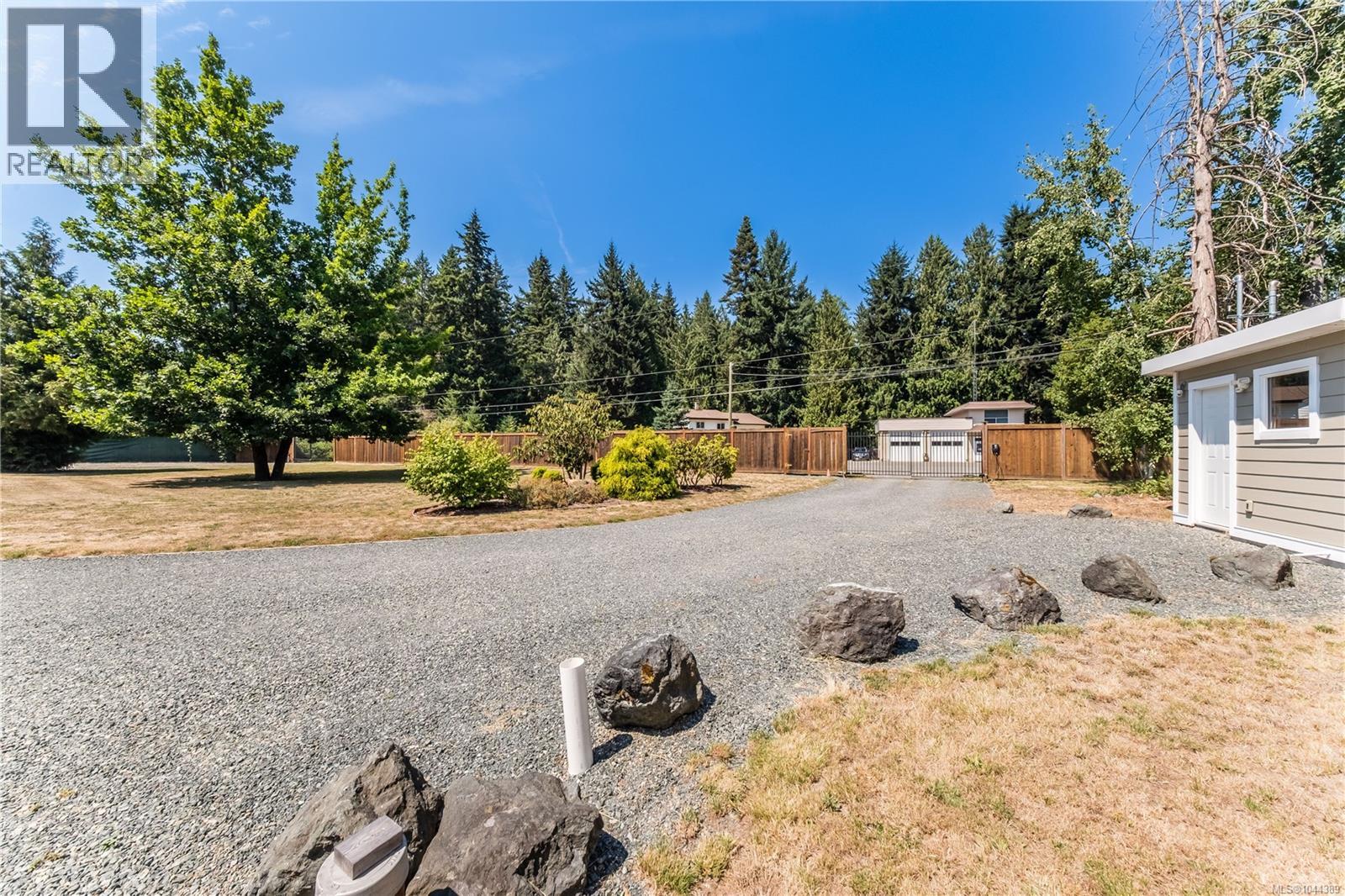 1154 Smithers Rd - 68