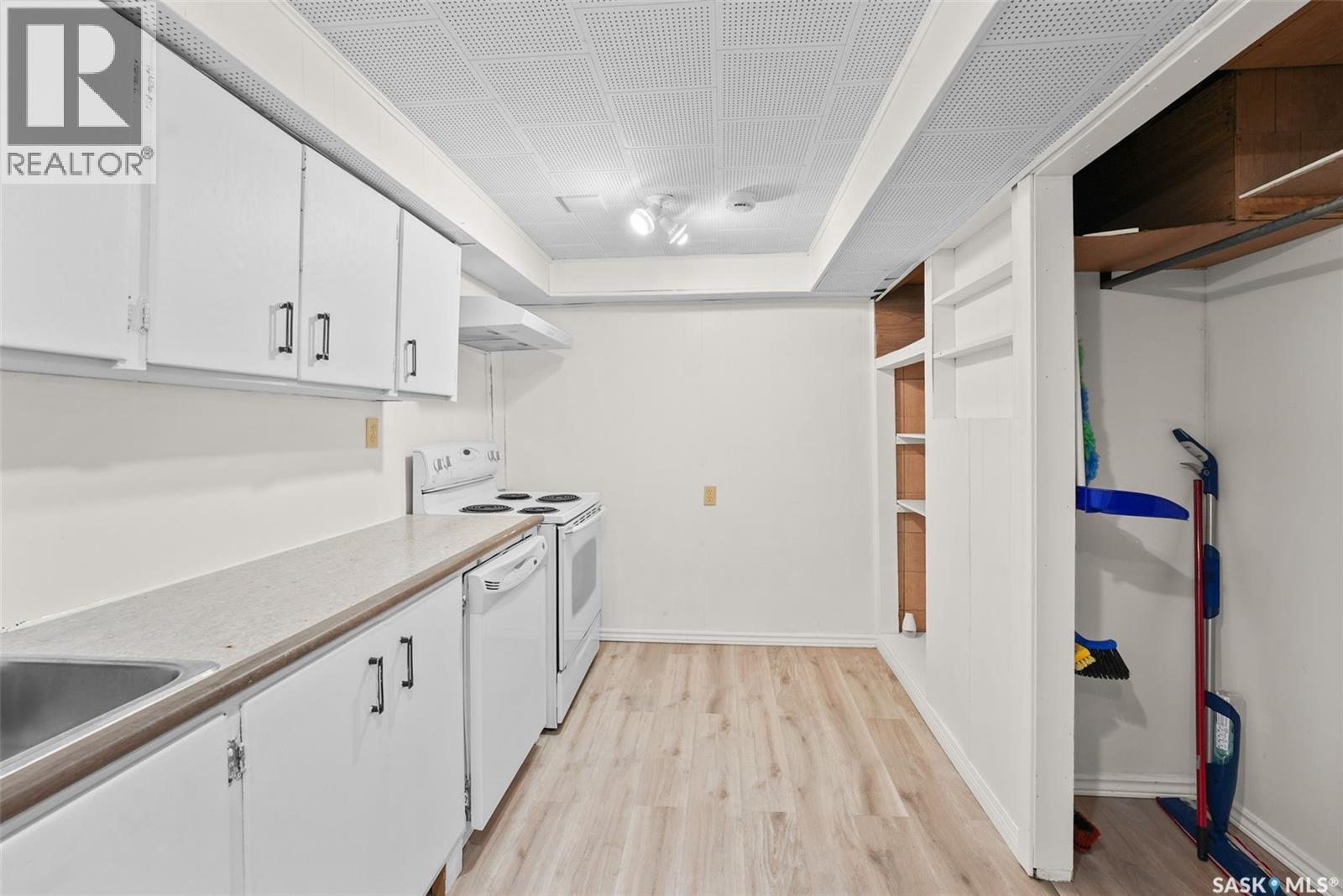 96 Marsh CRESCENT - 24