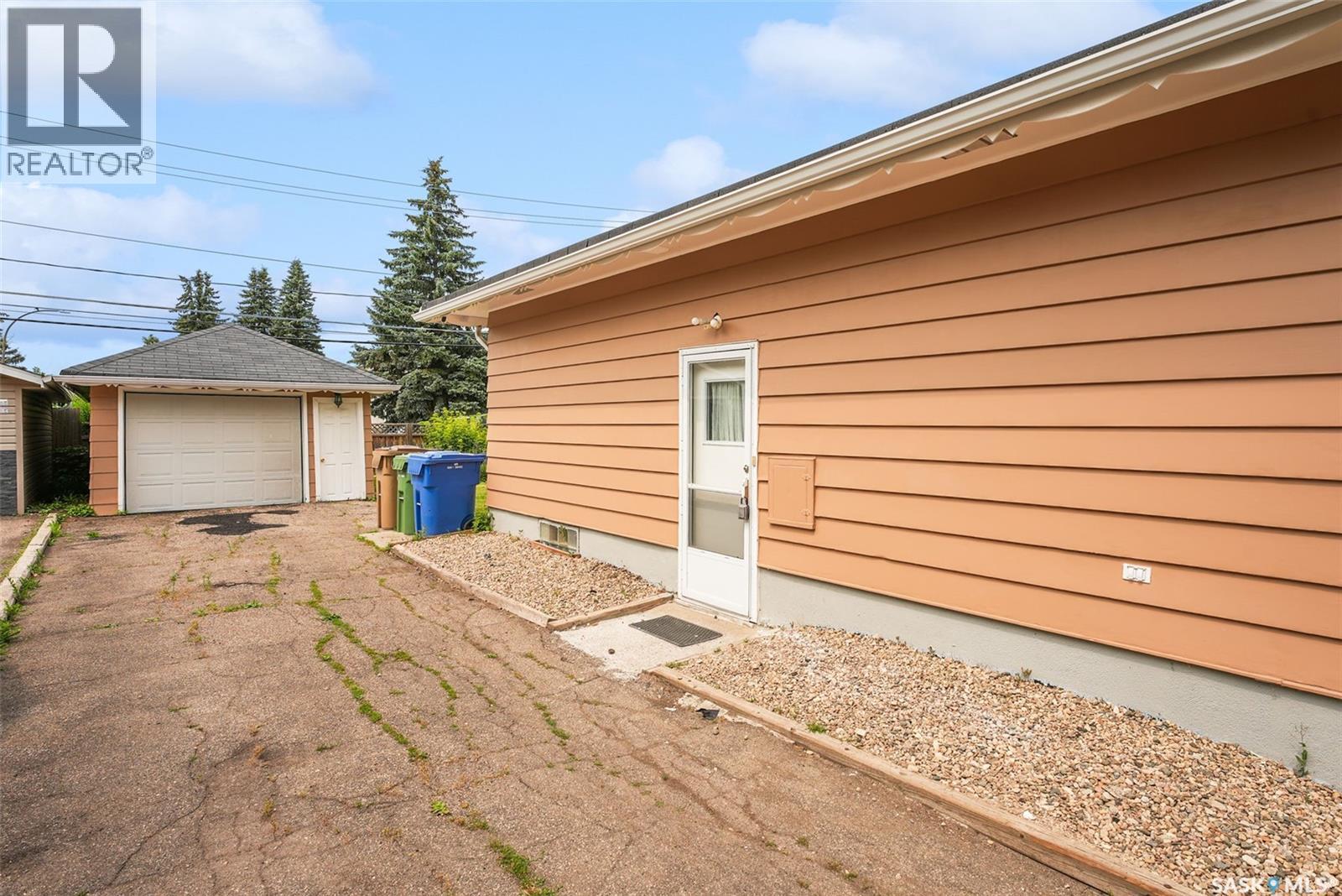 96 Marsh CRESCENT - 3