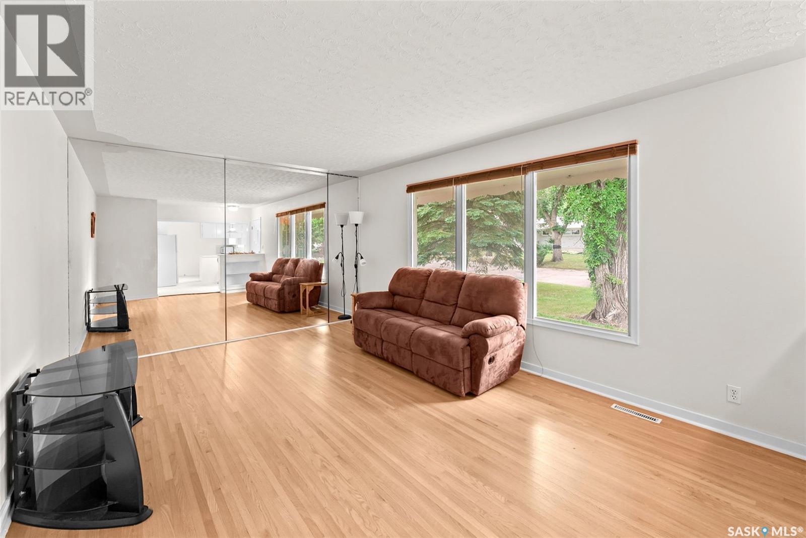 96 Marsh CRESCENT - Image 4