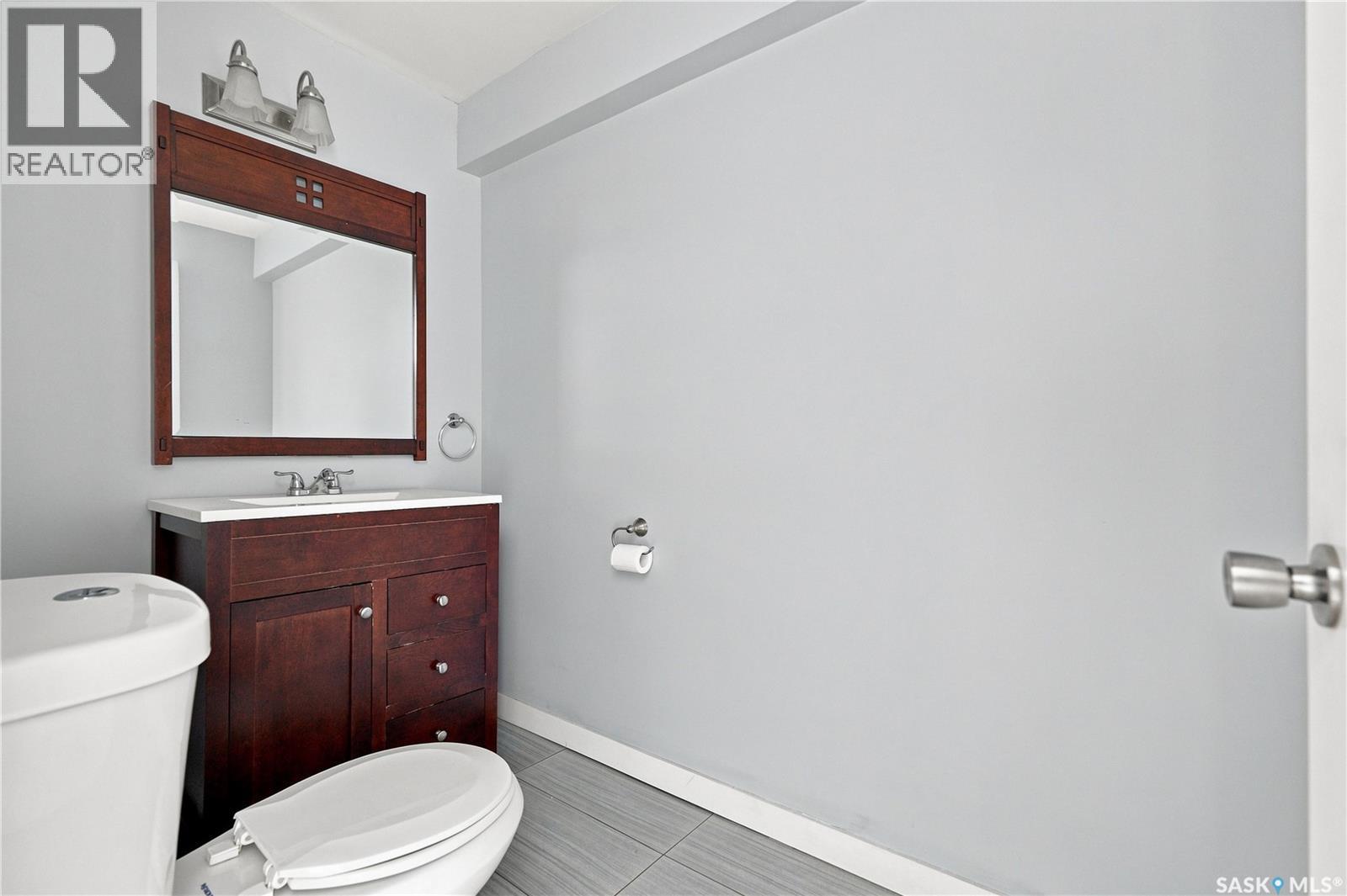 215 26th STREET W - 18