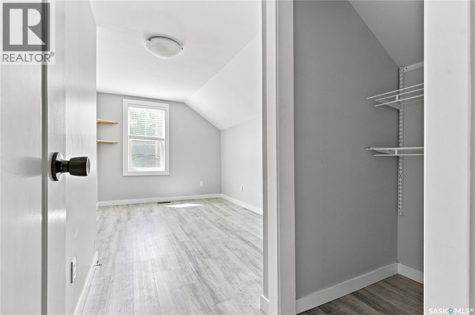 215 26th STREET W - 21
