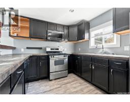 215 26th Street W, Saskatoon, SK S7L0C3 Photo 11