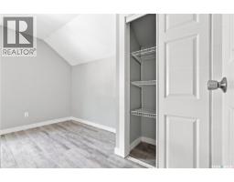 215 26th Street W, Saskatoon, SK S7L0C3 Photo 28
