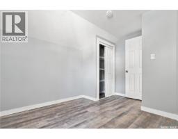 215 26th Street W, Saskatoon, SK S7L0C3 Photo 29