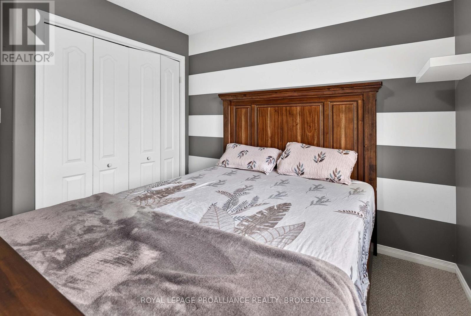 1571 CRIMSON CRESCENT - 26