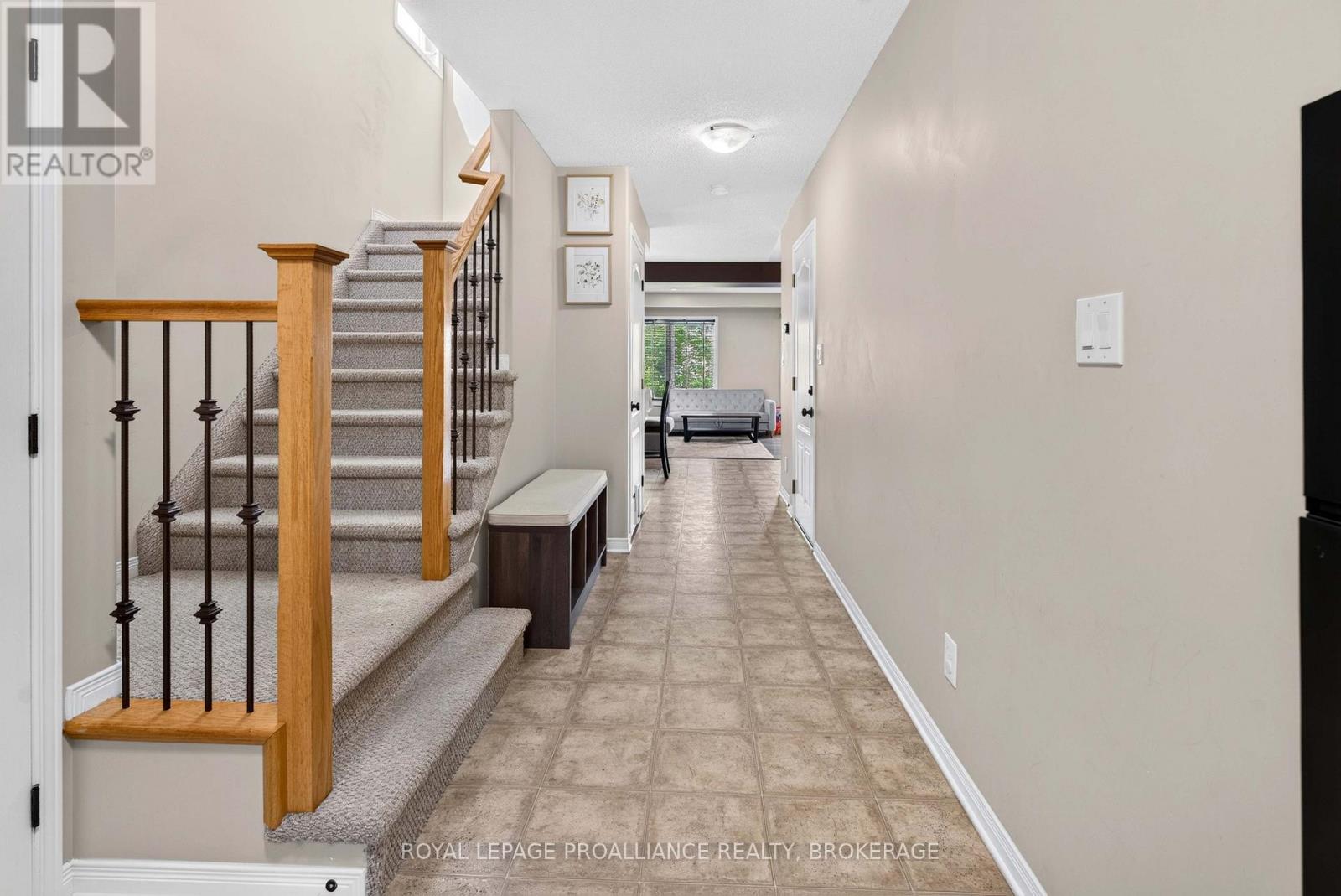 1571 CRIMSON CRESCENT - 3