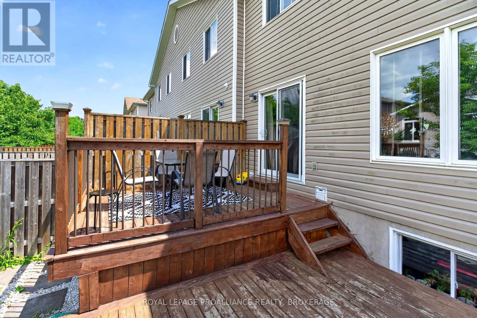 1571 CRIMSON CRESCENT - Image 36
