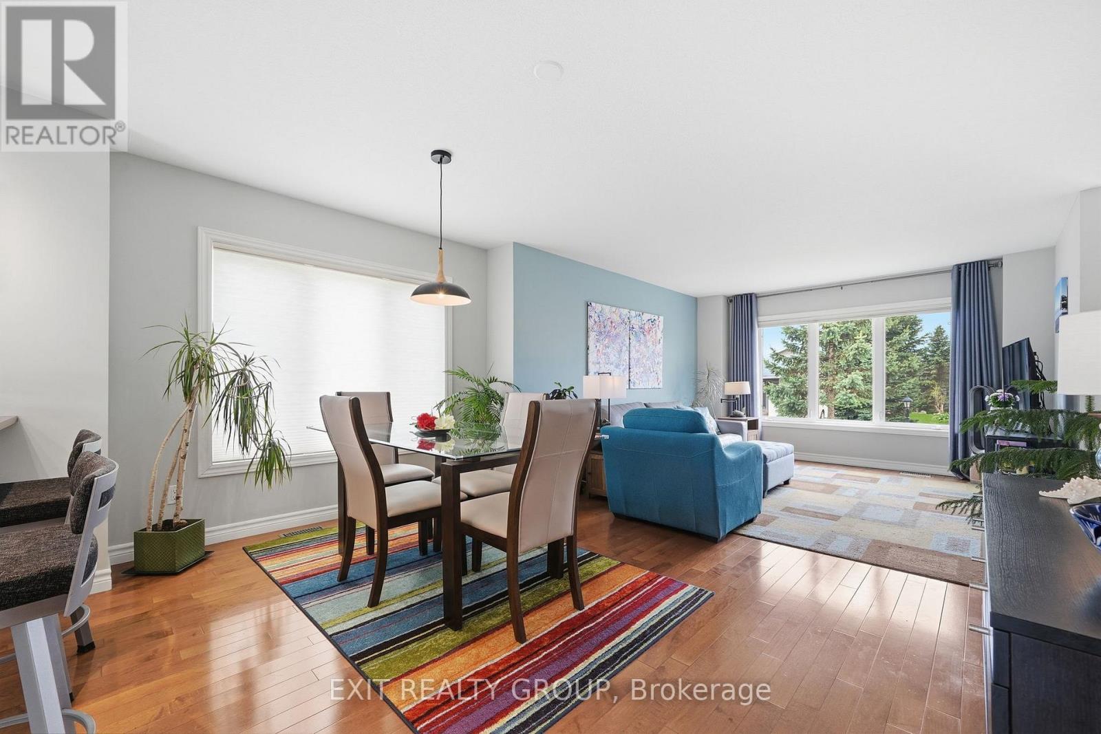 86 SANDBANKS COURT - 18