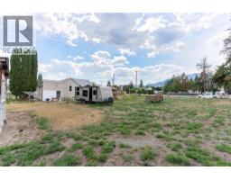 2288 Tranquille Road, Kamloops, BC V2B3N4 Photo 8