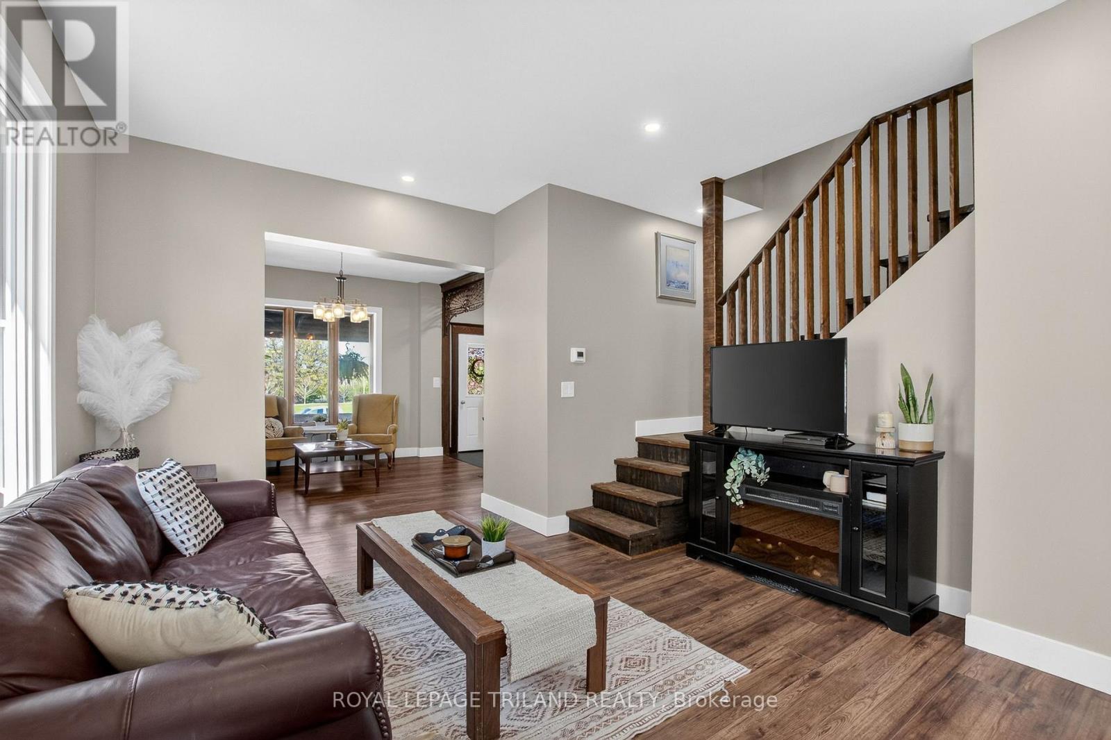 73.5 HUGHES STREET - 11