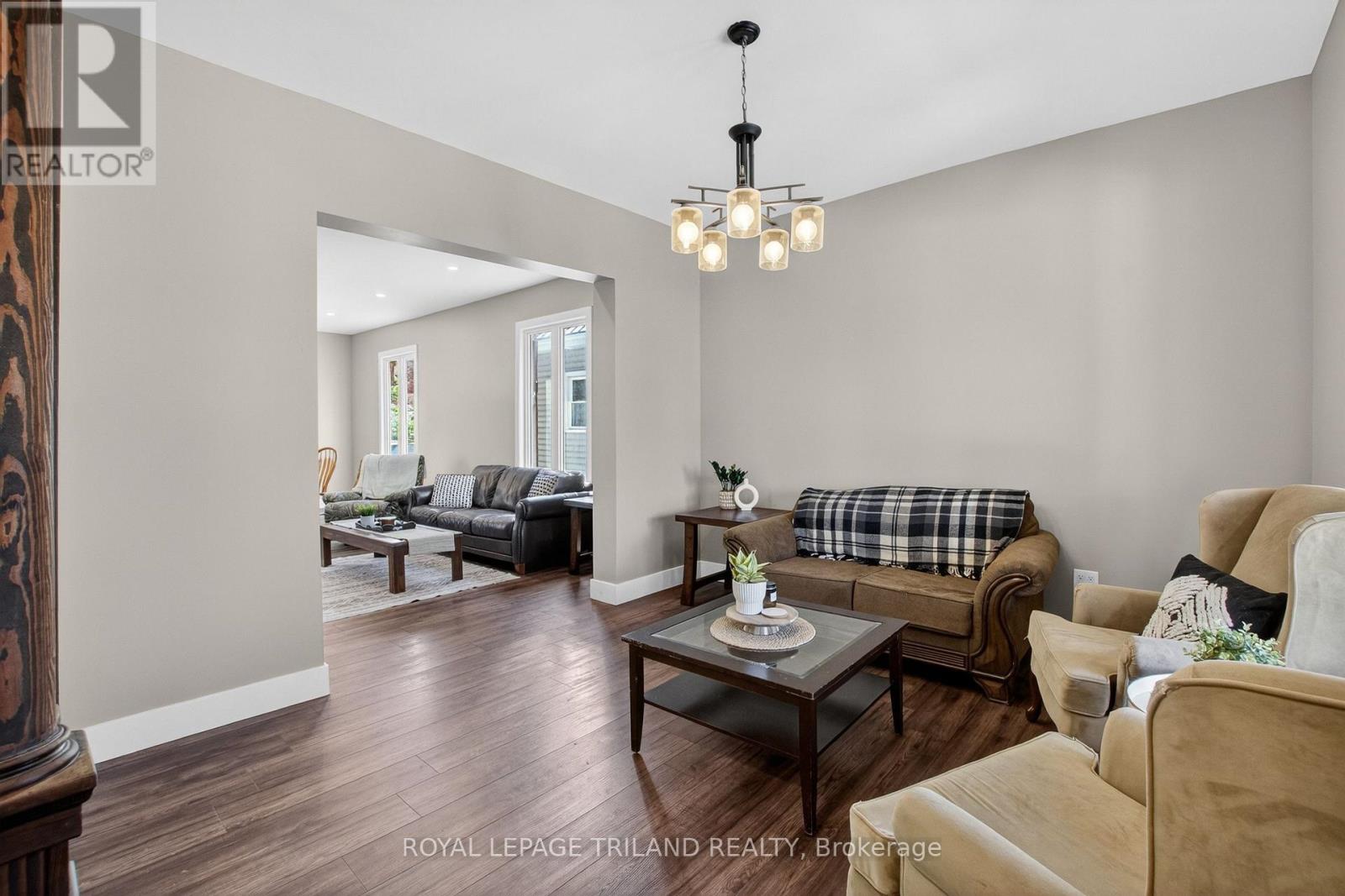 73.5 HUGHES STREET - 20