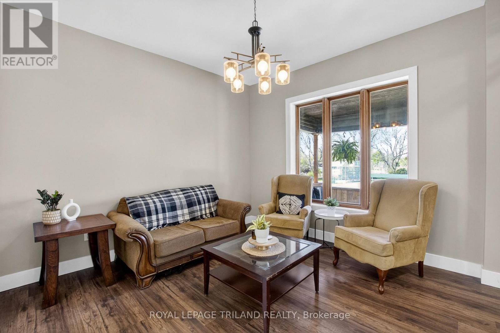 73.5 HUGHES STREET - 22