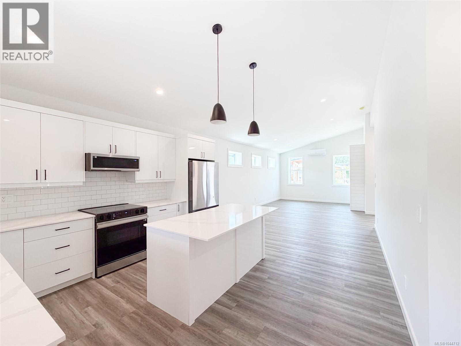 #54 3025 Royston Rd - Image 10