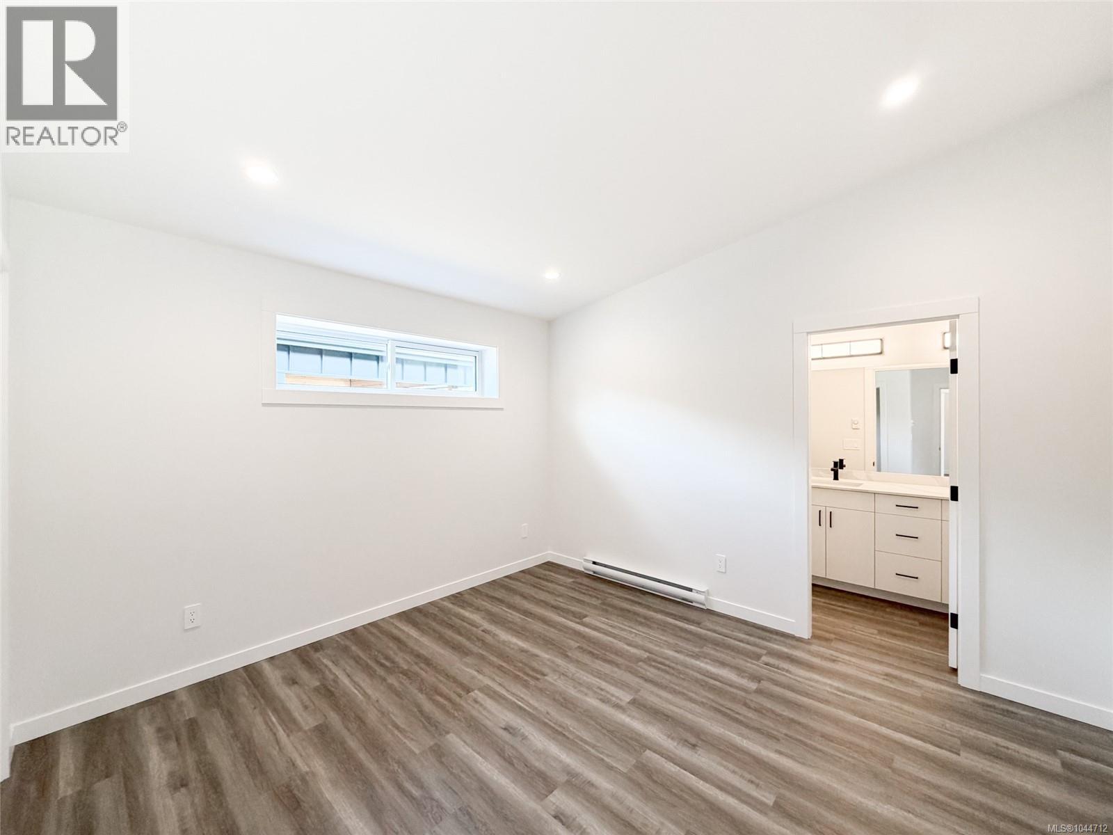 #54 3025 Royston Rd - Image 14
