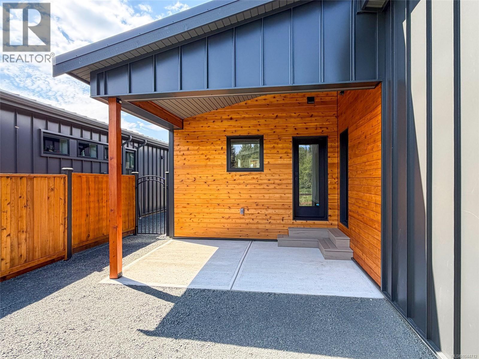 #54 3025 Royston Rd - Image 22