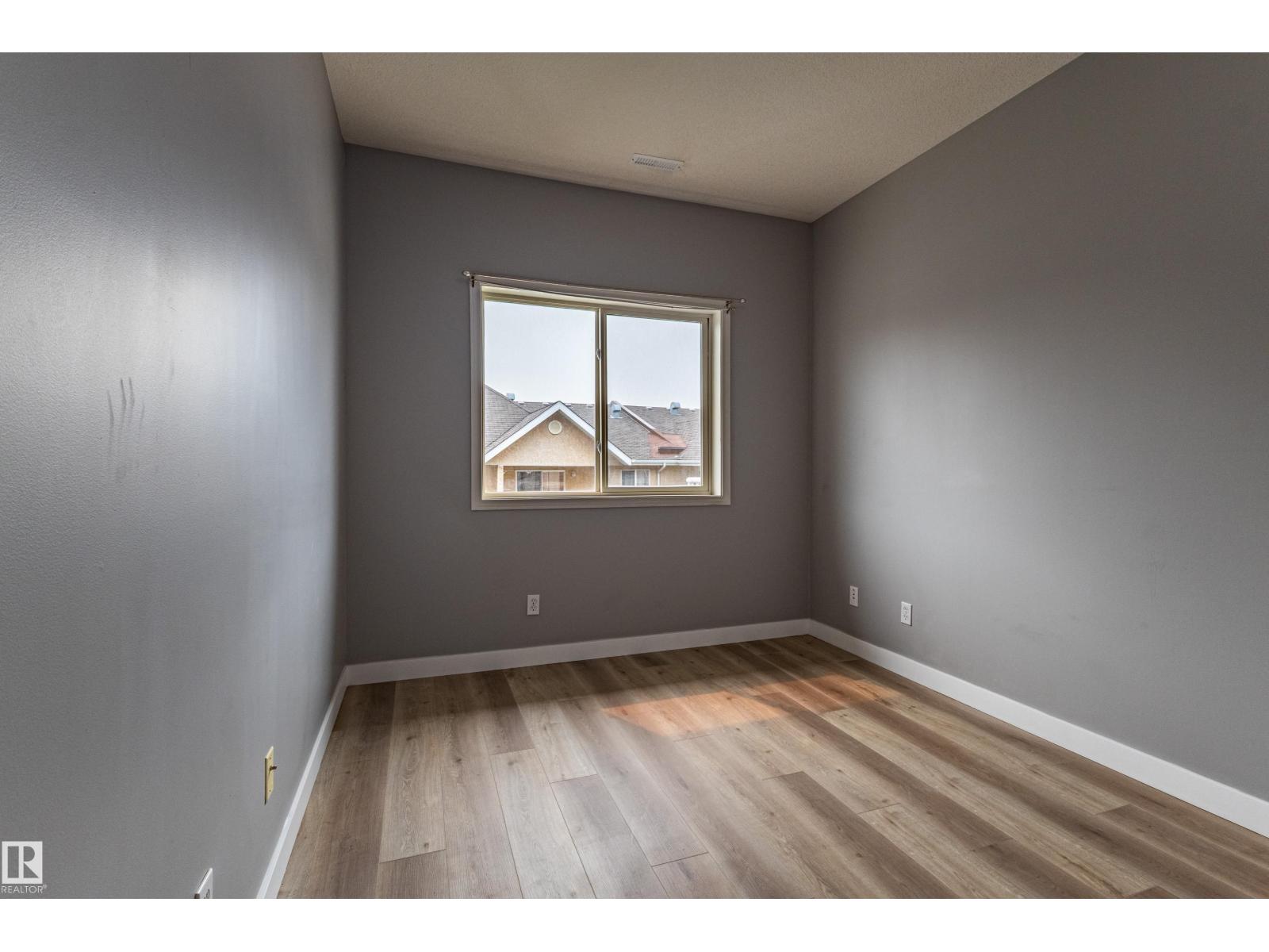 #412 4304 139 AV NW - 16