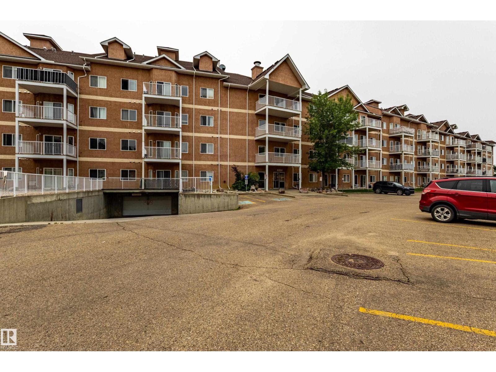 #412 4304 139 AV NW, Clareview Town Centre, Edmonton photo 1