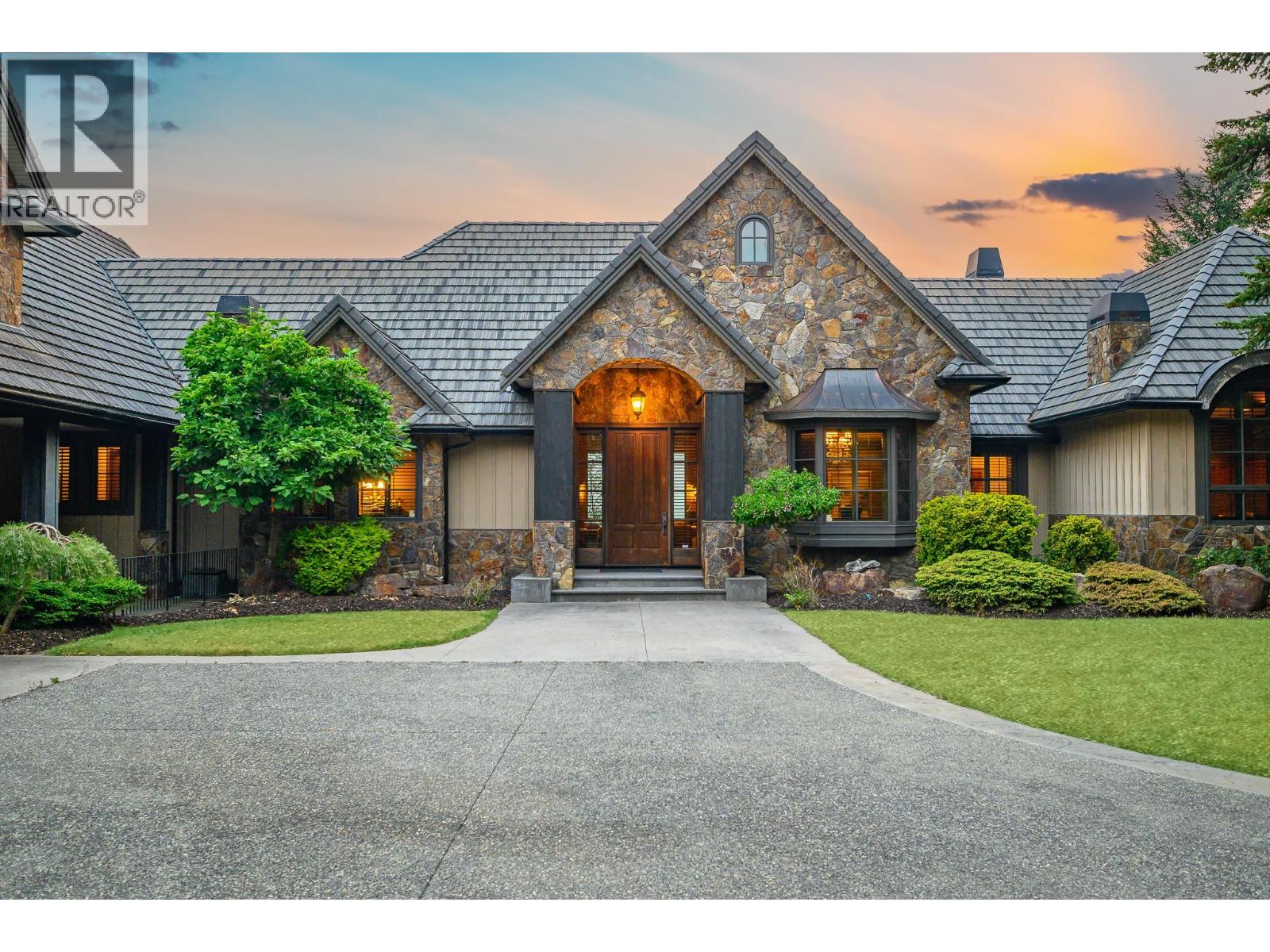 3006 Coachwood Crescent - 6
