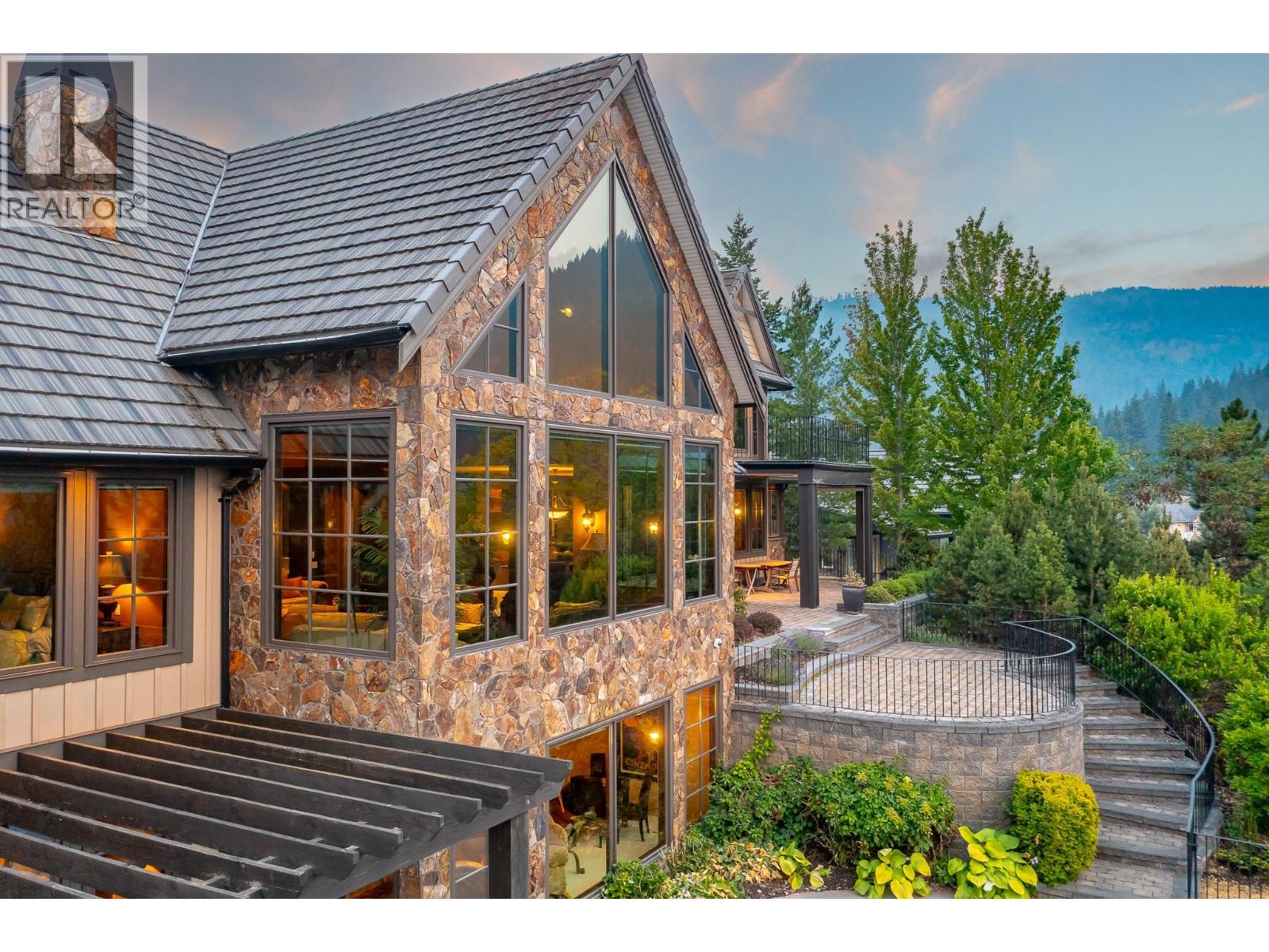 3006 Coachwood Crescent - 89