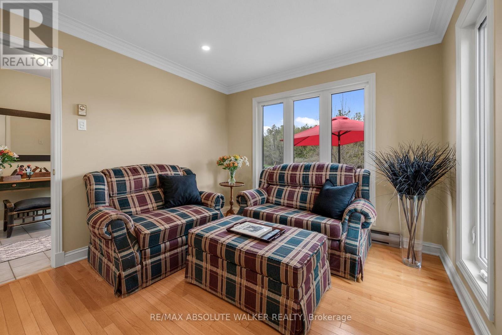 4 Bed, 3 Bath House for Sale in Ottawa – 194 WAGON DRIVE, Ottawa – MLS# X13622478 - Image 17