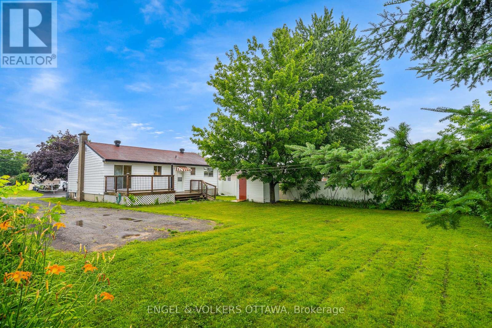 871 NOTRE DAME STREET - Image 41